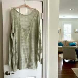 Beachy Free People oversized loosely knit sweater
